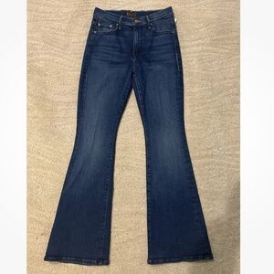 NWT MOTHER  woman's medium wash LIL'  weekender denim jeans, SZ 27 Petite,